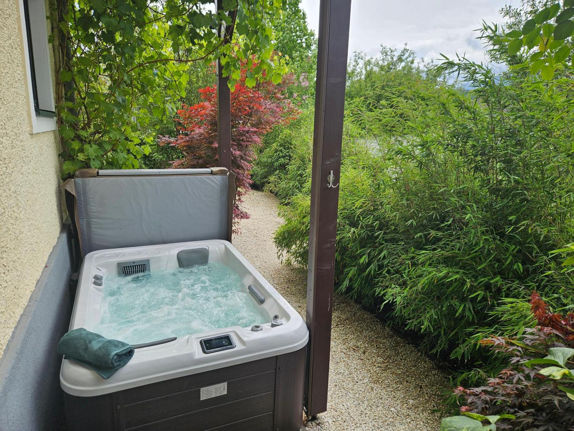 Premium Apartment Mit Privatem Whirlpool, Sauna, Garten Sankt Martin am Grimming Екстериор снимка